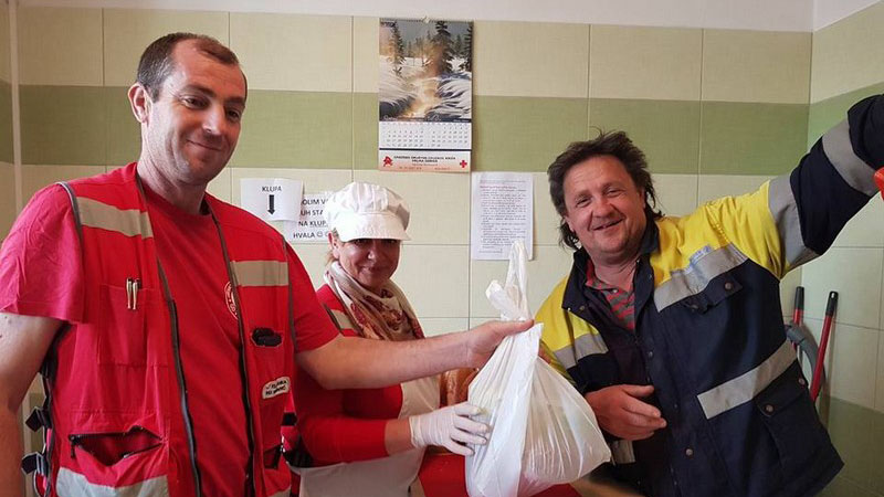 Podjela Uskrsnih paketa korisnicima pučke kuhinje